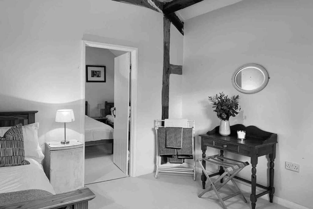 Upper Heath Farm - Stable Cottage Ludlow Craven Arms Bagian luar foto