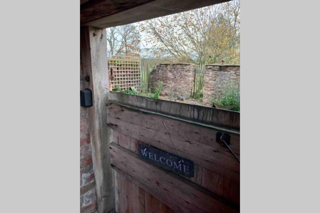 Upper Heath Farm - Stable Cottage Ludlow Craven Arms Bagian luar foto
