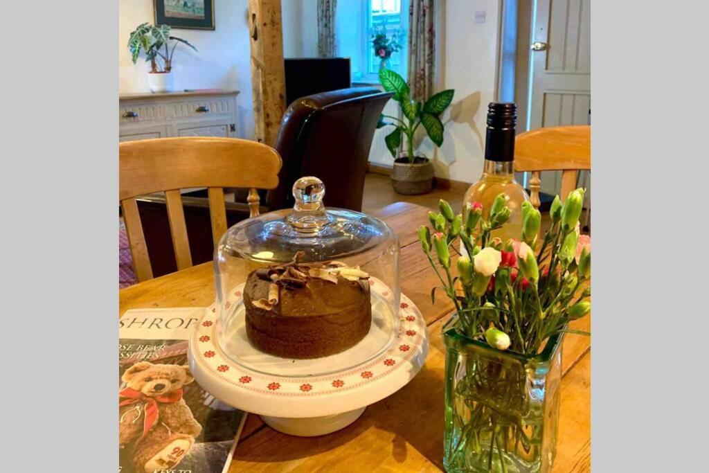 Upper Heath Farm - Stable Cottage Ludlow Craven Arms Bagian luar foto