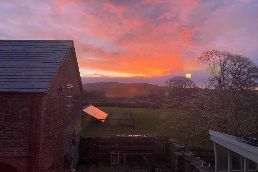 Upper Heath Farm - Stable Cottage Ludlow Craven Arms Bagian luar foto