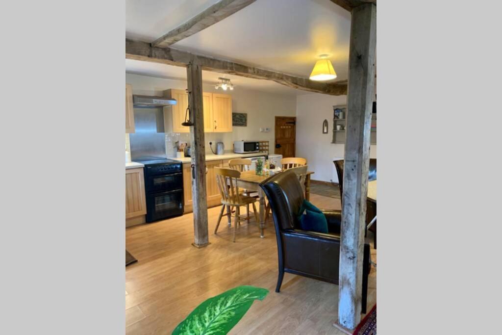 Upper Heath Farm - Stable Cottage Ludlow Craven Arms Bagian luar foto