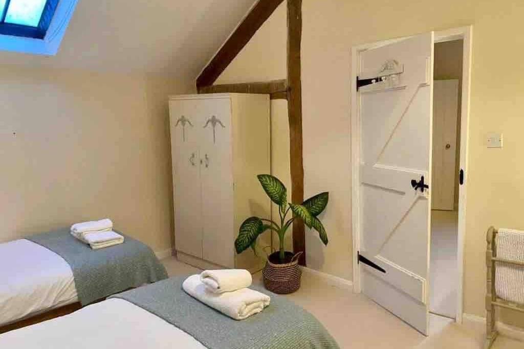 Upper Heath Farm - Stable Cottage Ludlow Craven Arms Bagian luar foto