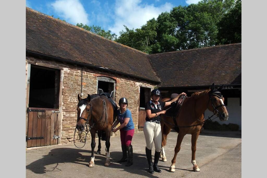 Upper Heath Farm - Stable Cottage Ludlow Craven Arms Bagian luar foto